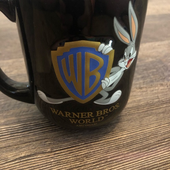 Warner Bros World Looney Tunes Mug is a true gem for any fan of the franchise. - Picture 2 of 5